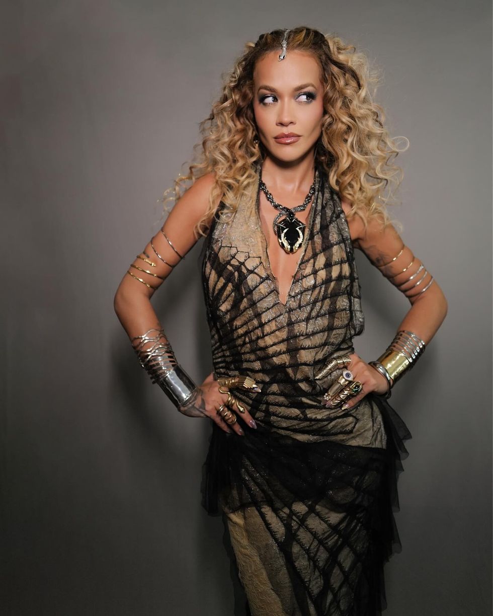 ritaora 1723625125 3434338929634028352 189379530