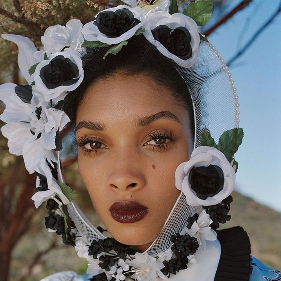rodarte20ss202120dark20lips20and20flower20headpieces