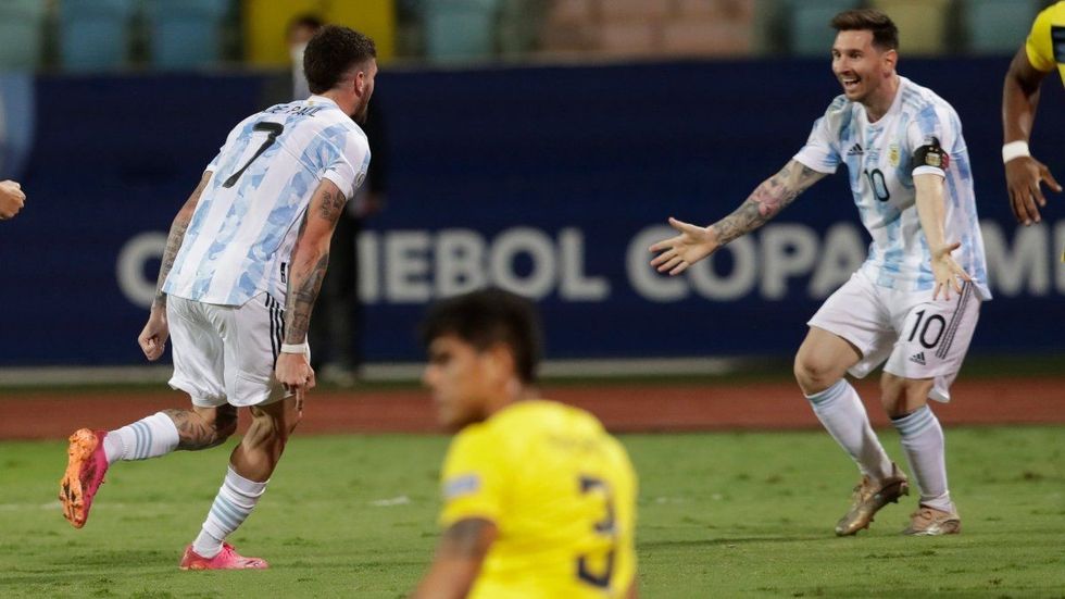 rodrigo paul 7 la seleccion argentina festeja lionel messi luego anotar ecuador los cuartos final la copa america