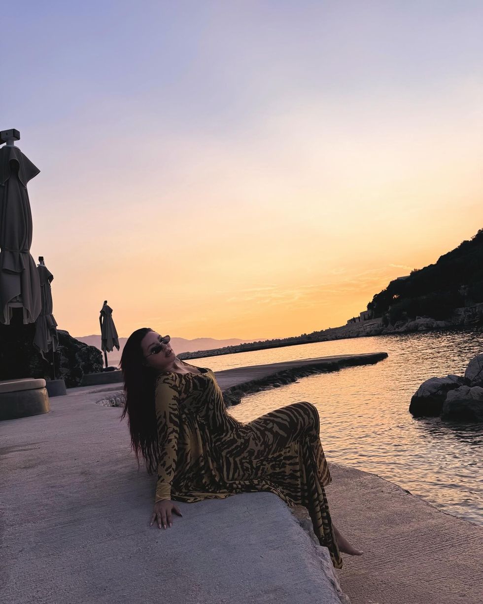 ronelahajatiofficial 1722024587 3420912645860158953 184807955