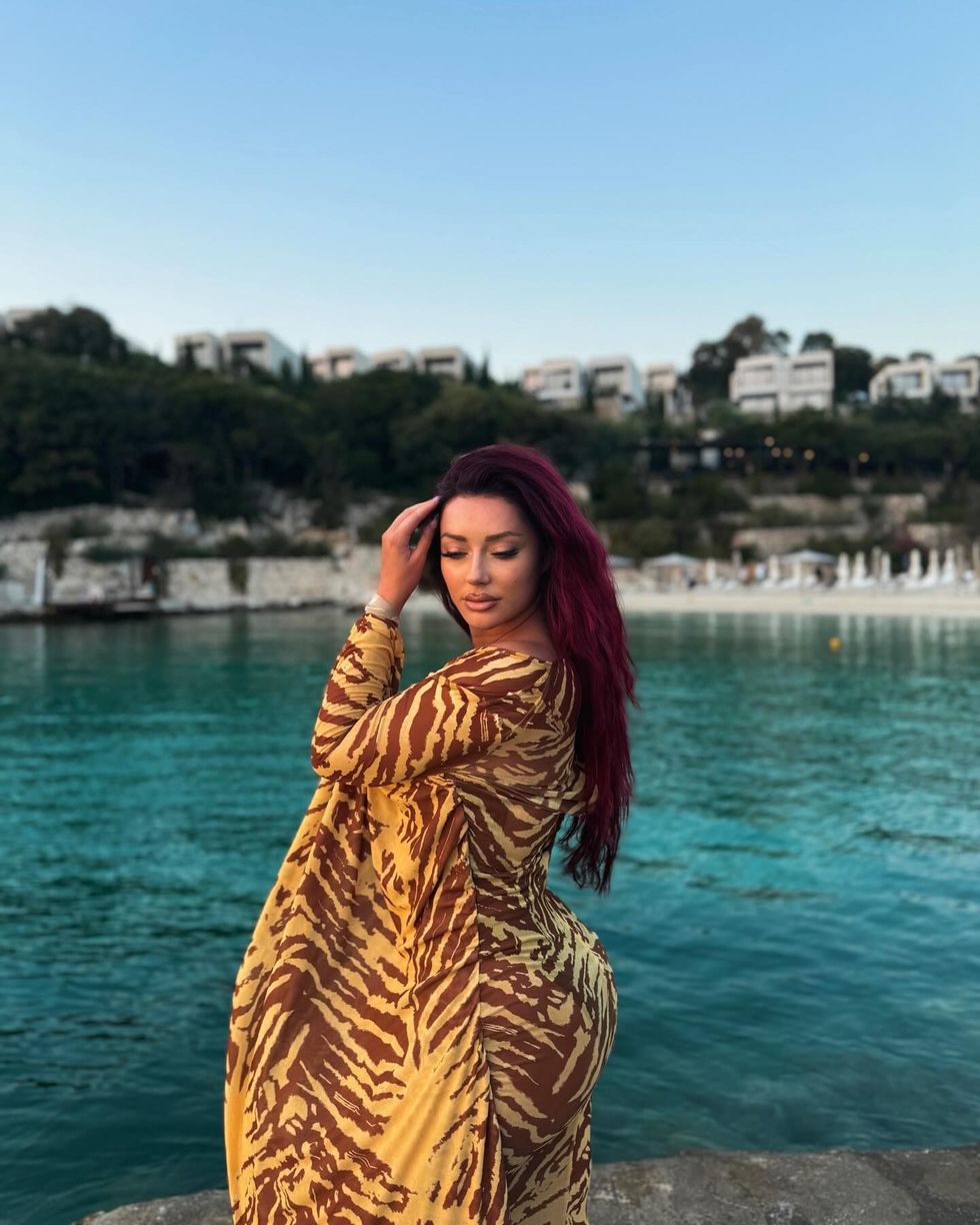 ronelahajatiofficial 1722024587 3420912645860191309 184807955