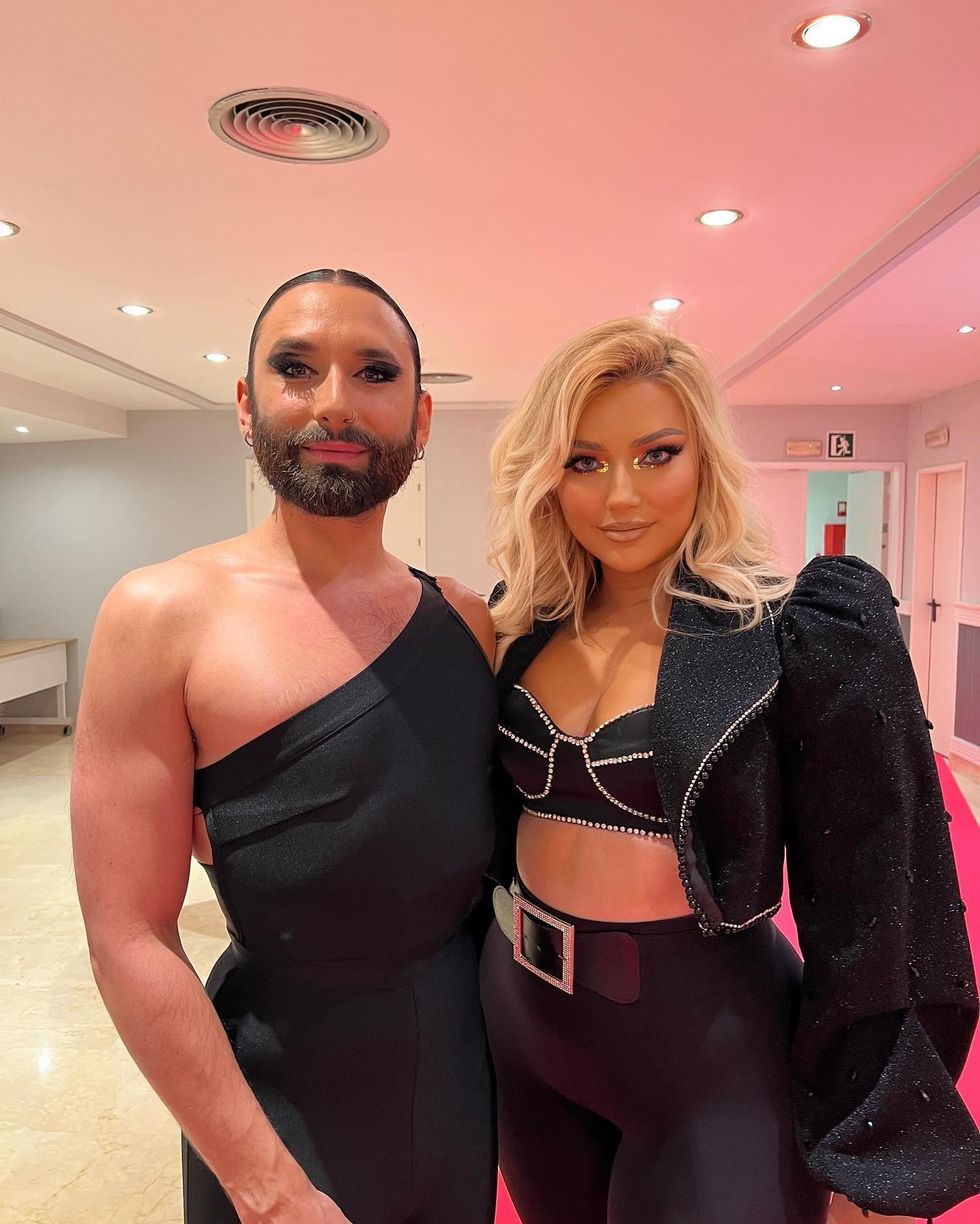 ronelahajatiofficial 277635326 325417872812569 8810047336368476280 n