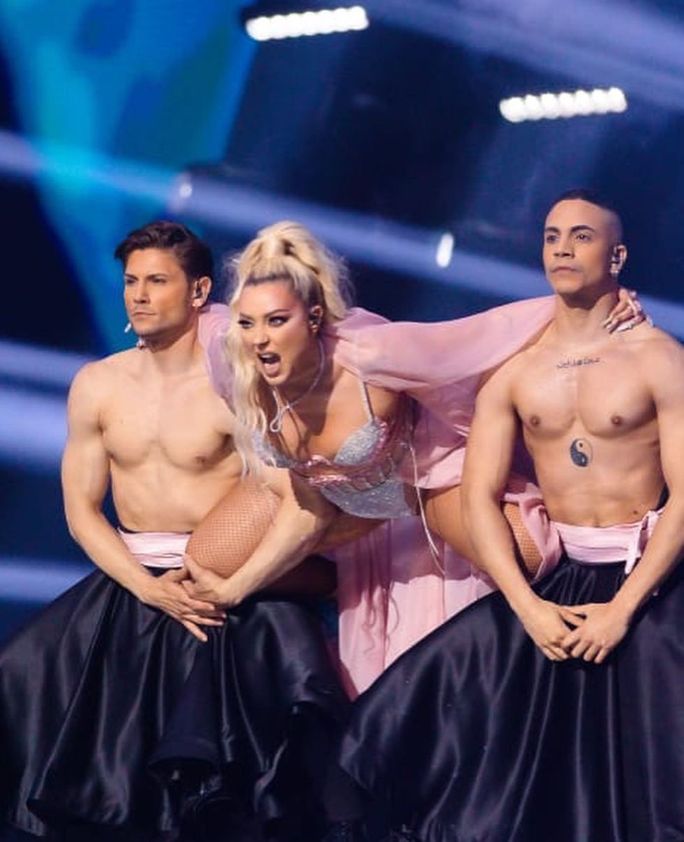 ronelahajatiofficial 280339237 566163014932040 1908002606365392038 n