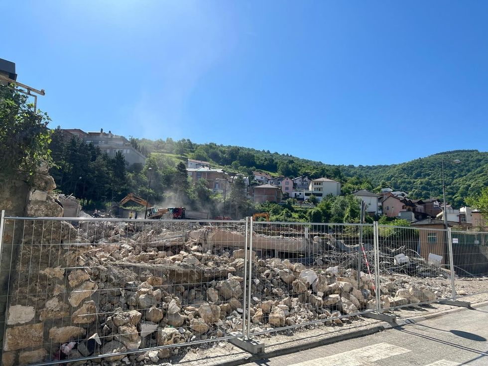 rrenimi farmakos prizren lvv