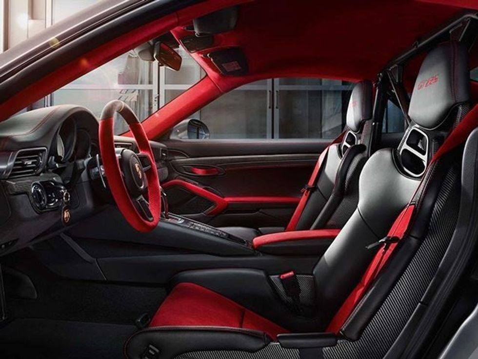 Rrjedhin pamjet e Porsche 911 të ri vetem pak dite para dates zyrtare te publikimit foto 5