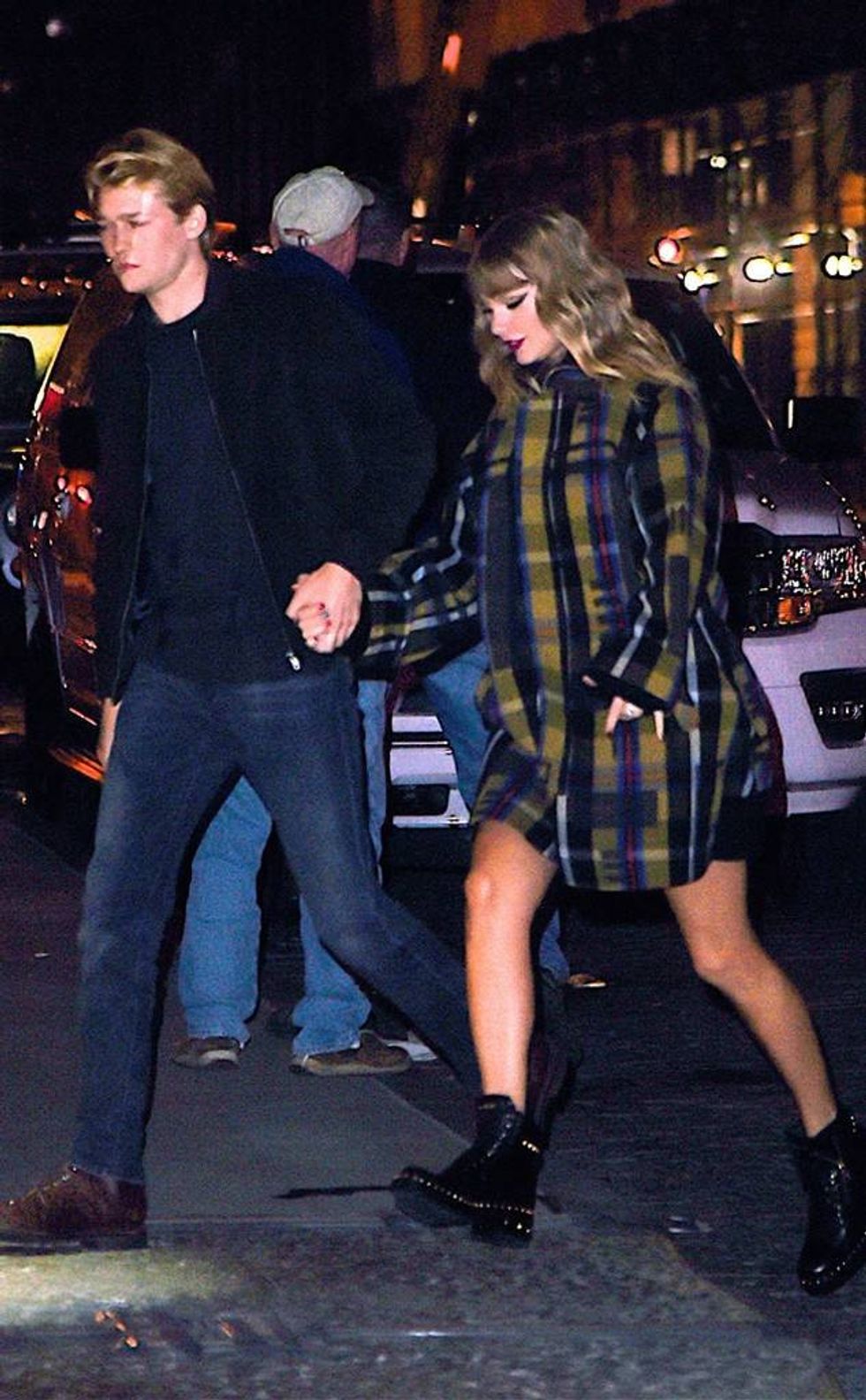 rs 171211105632 634 taylor swift joe alwyn 121117