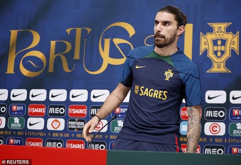 Ruben Neves ka pohuar se nuk ka 'asnjë polemikë' në dhomën e zhveshjes së Portugalisë