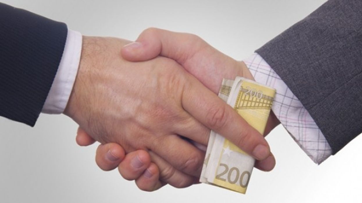 Çdo i treti qytetar në Maqedoni ka dhënë ryshfet për të kryer ndonjë punë