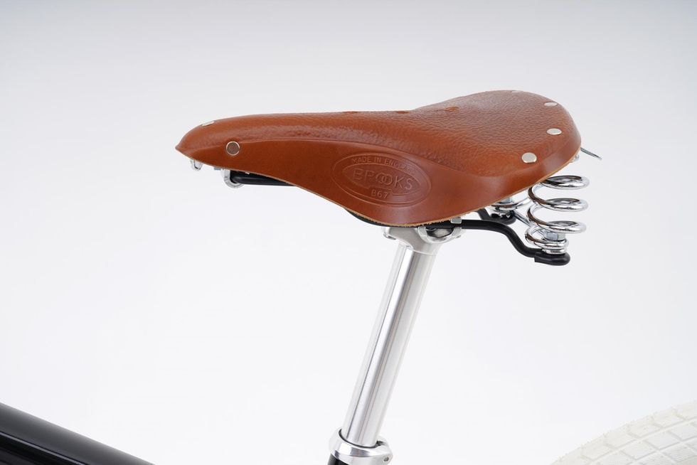s1 tribute brooks saddle