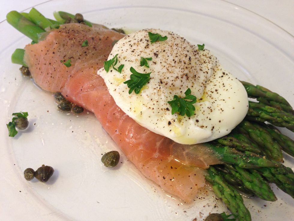 salmon asparagus and poached egg