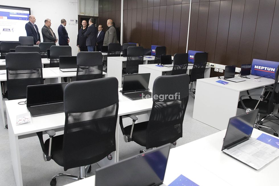 Samir Mane vizite ne fakultetin e Teknik foto Ridvan Slivova 17