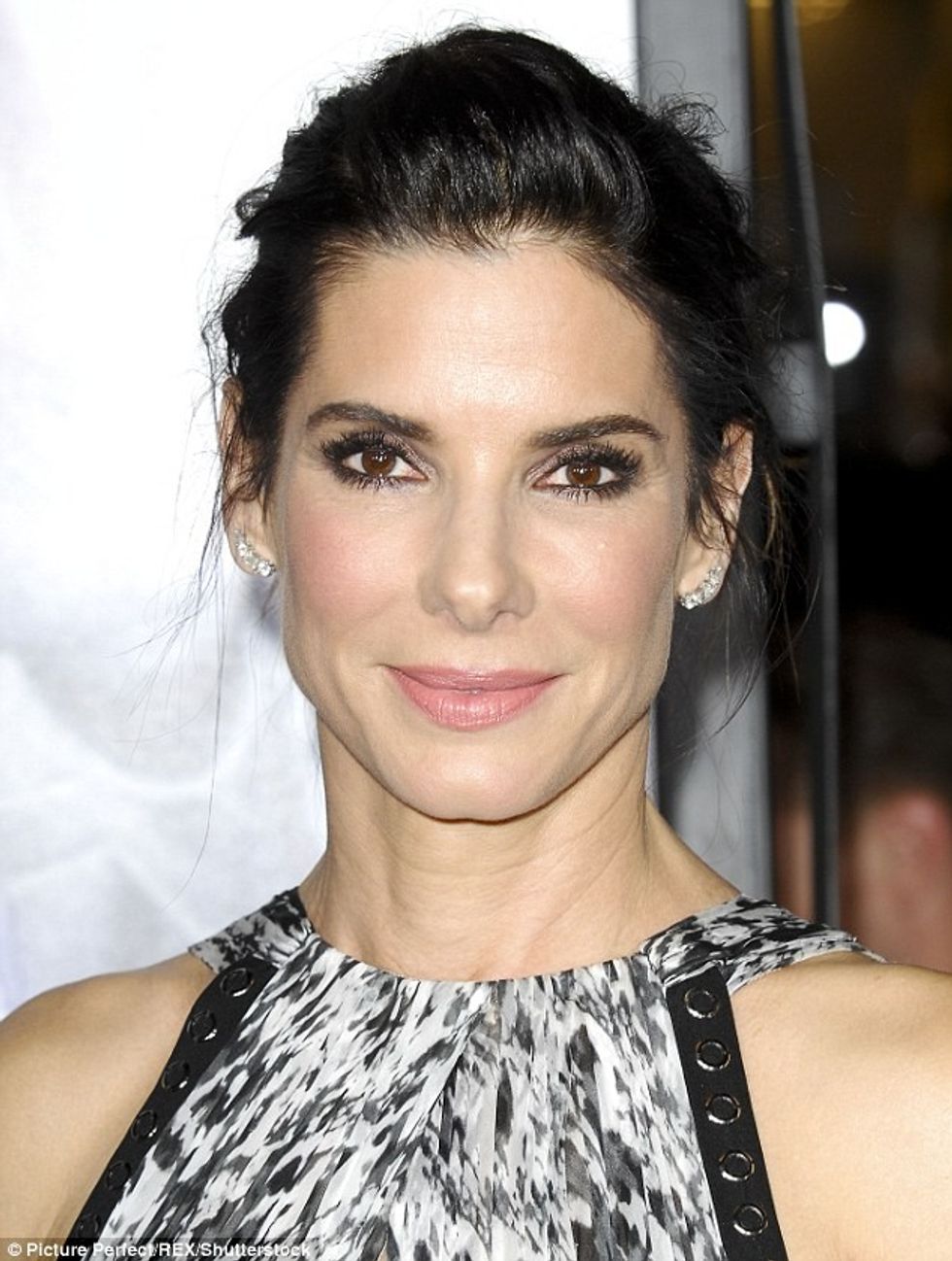 Sandra Bullock sot, 51 vjeç