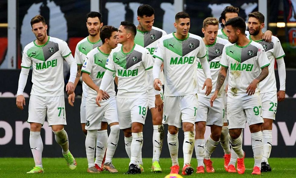 sassuolo.esultanza.gruppo.milan .2021.