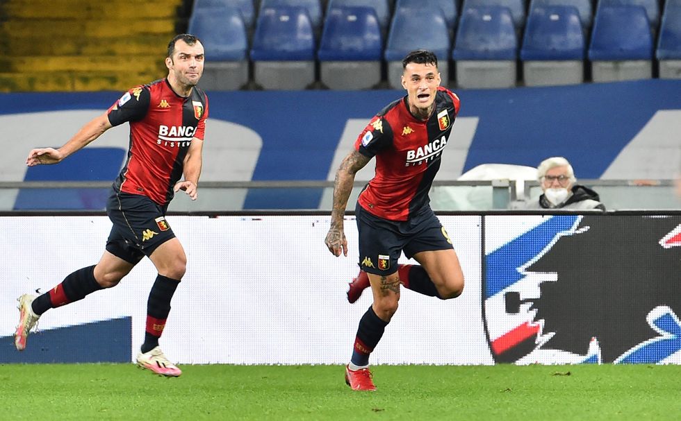 scamacca genoa scaled