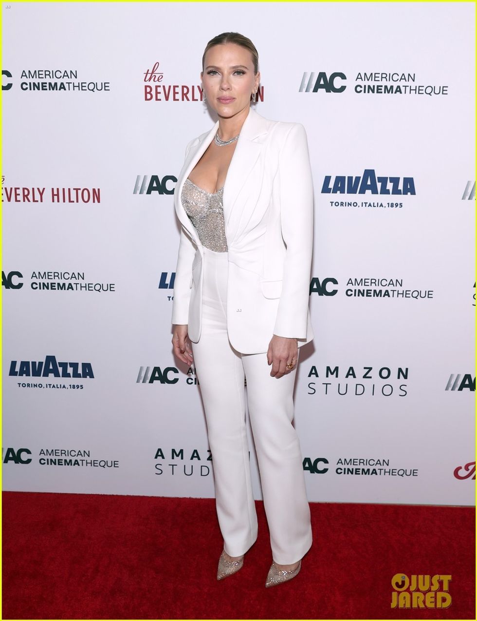 scarlett johansson colin jost american cinematheque event 02