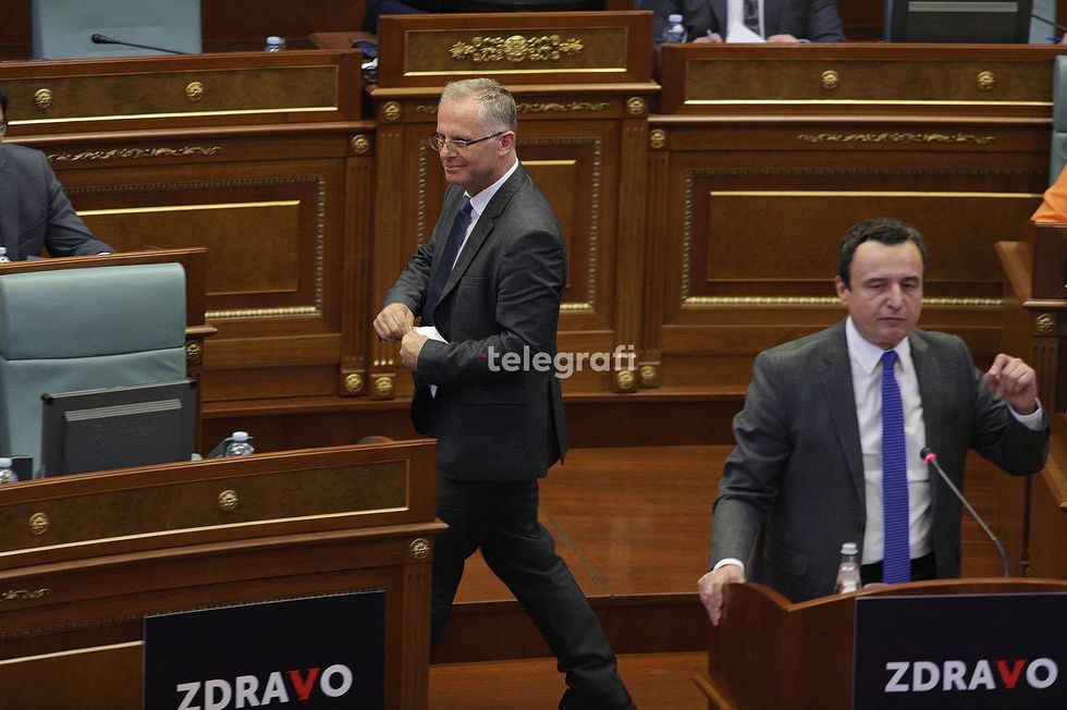 Seanca e Kuvendit Perleshja fizike ne Parlamentin e Kosoves foto Ridvan Slivova 42