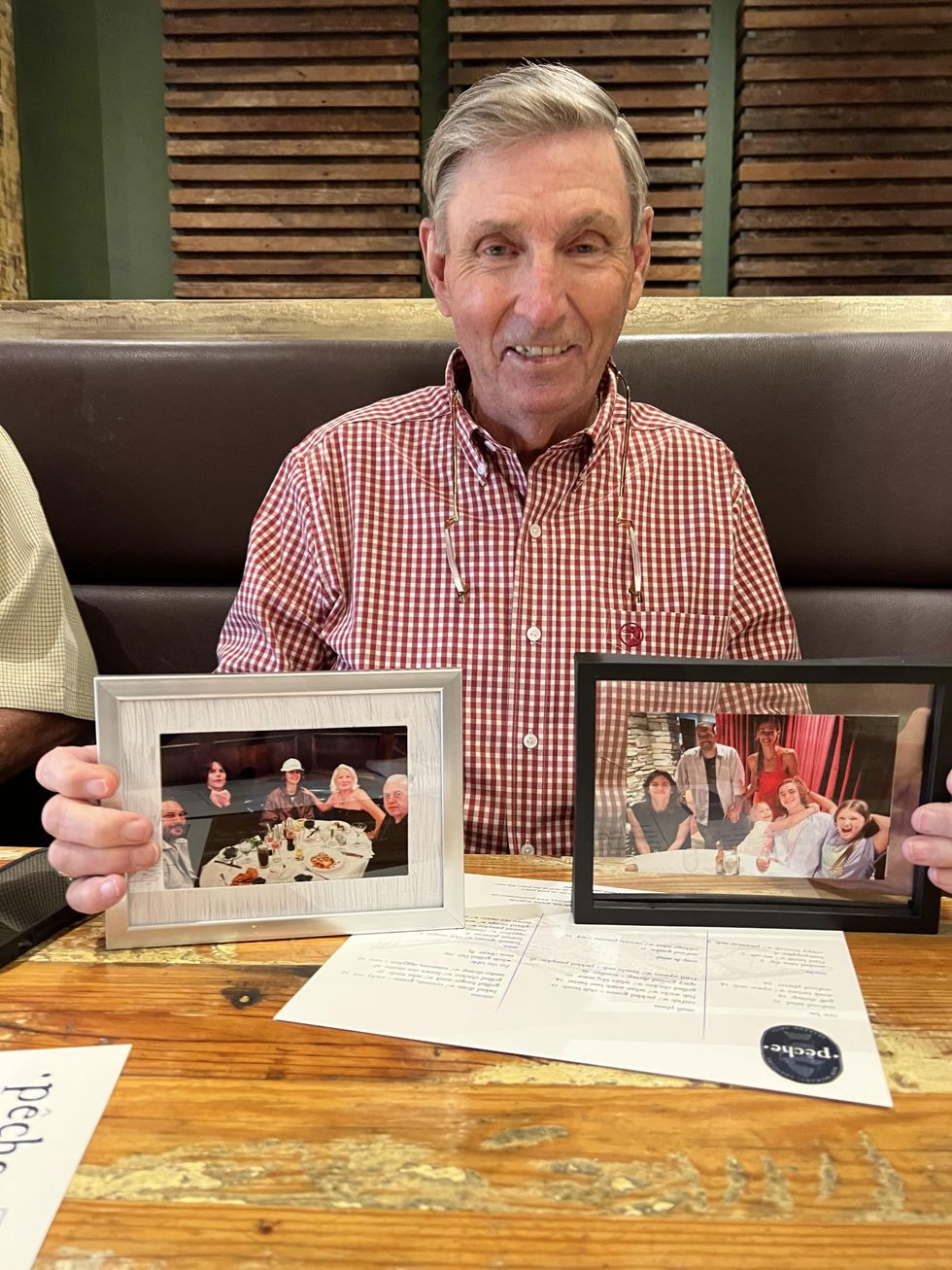 seen holding pics britneys kids 783350732