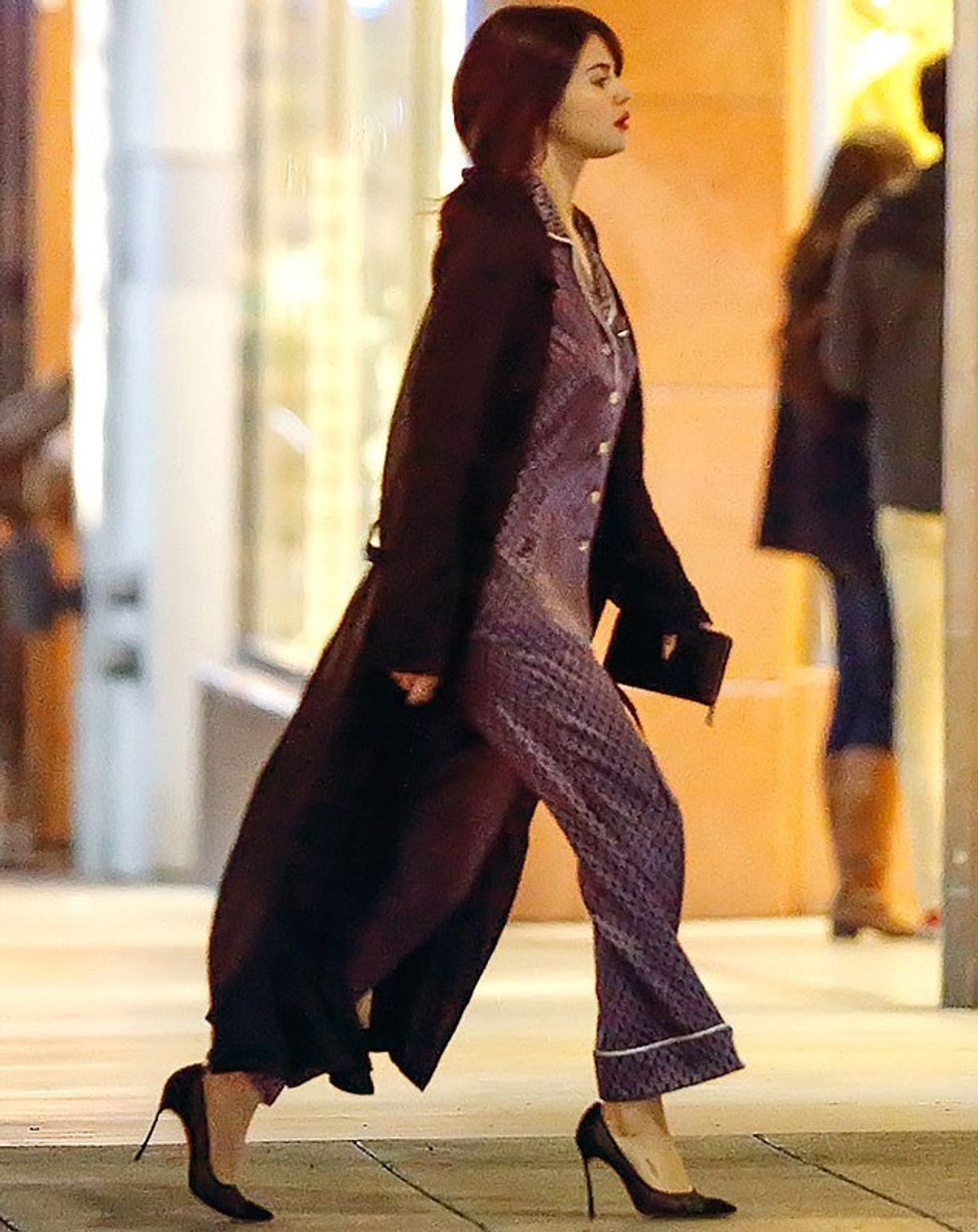 Selena duket bukur edhe me pizhame