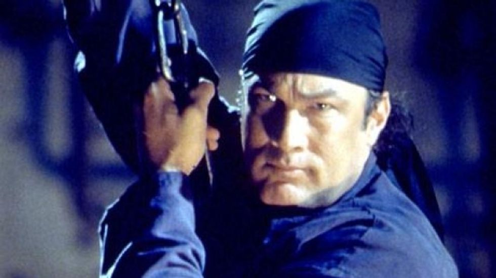 serbia k euml rkon ndihm euml nga steven seagal video hd