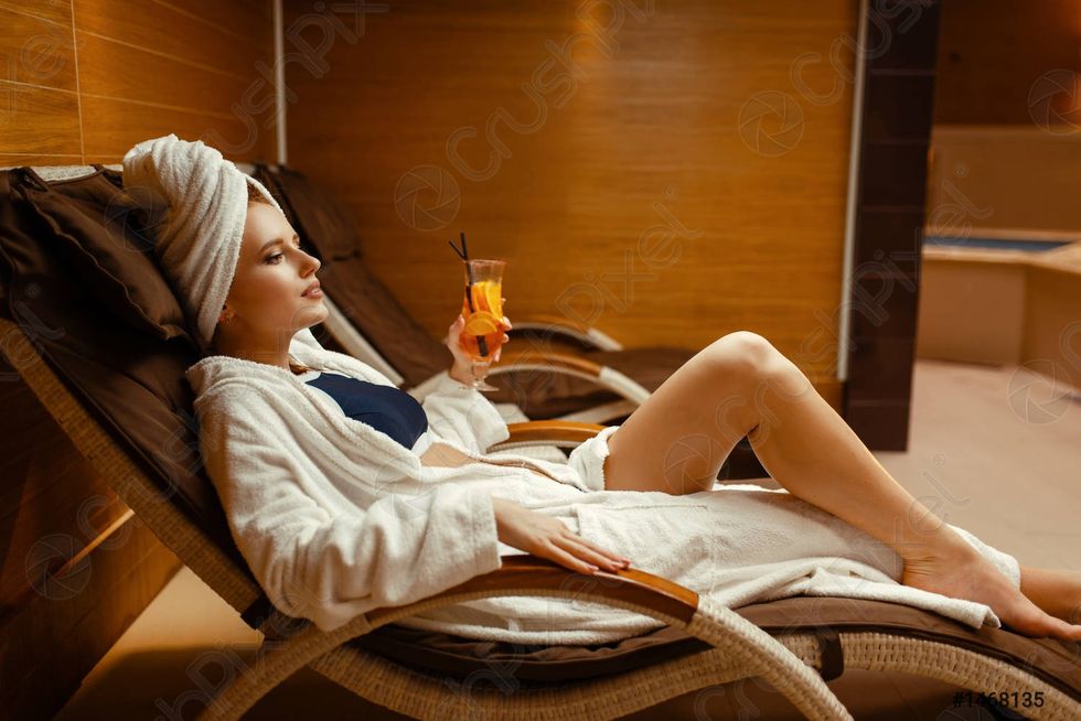 sexy girl relaxing with cocktail 1468135