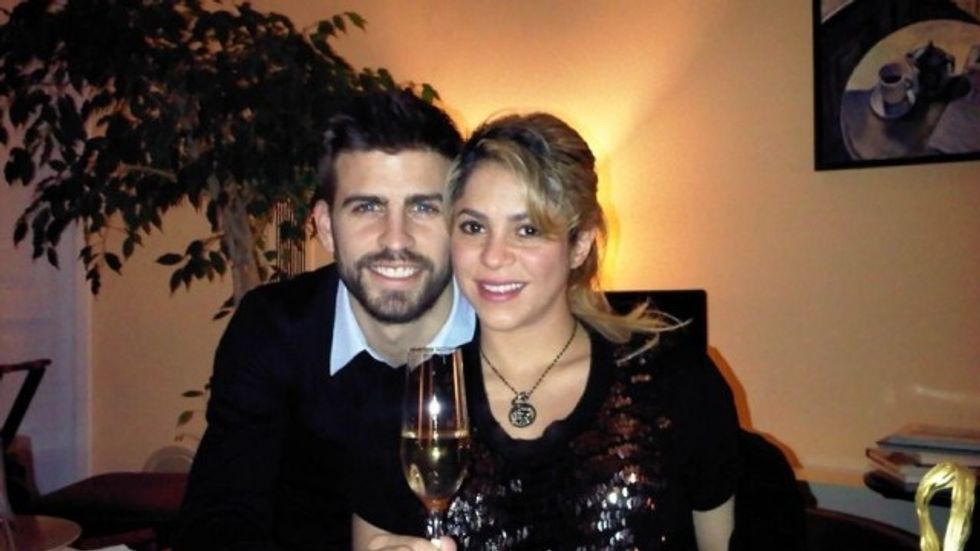 shakira me k euml ng euml m euml t euml mir euml p euml r bot euml ror video hd