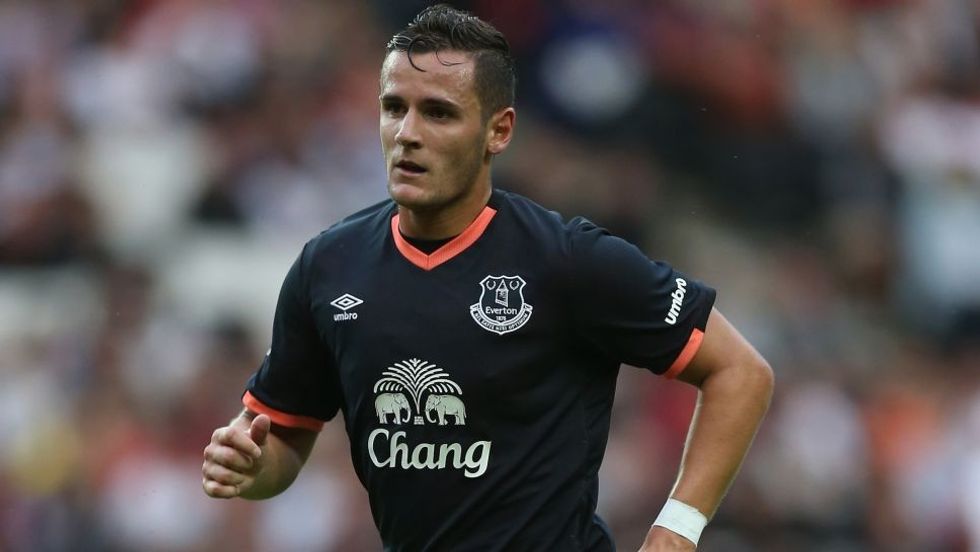 Shani Tarashaj Everton