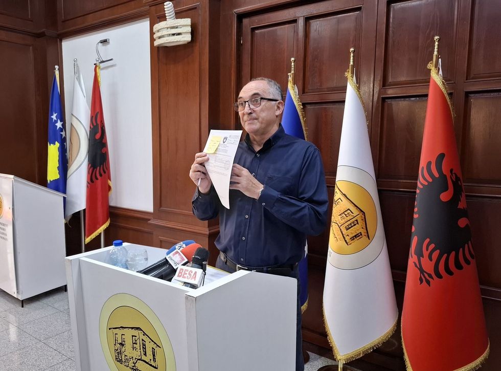 shaqir totaj saraji i vjeter rrenimi