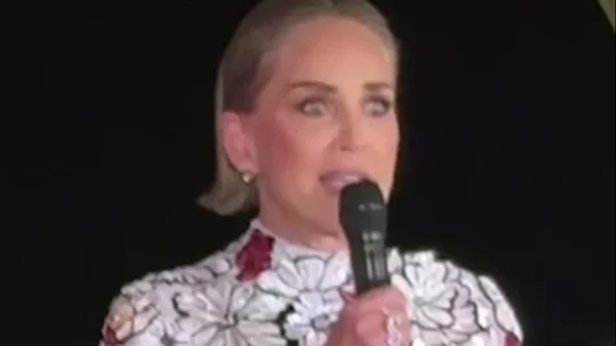 Sharon Stone humbet durimin në Kanë: Ulni telefonat e mallkuar