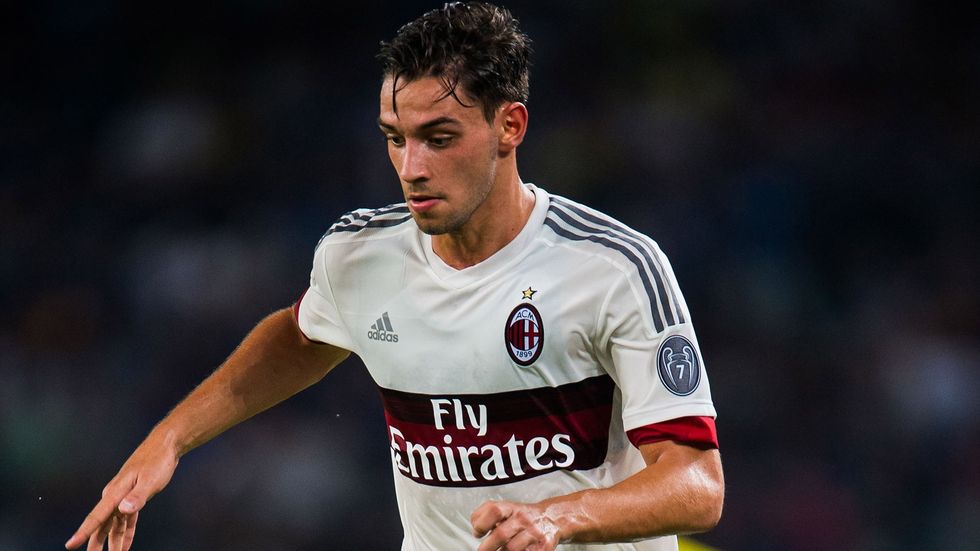 SHENZHEN, CHINA - JULY 25: Mattia De Sciglio of AC Milan in action during the AC Milan vs FC Internacionale as part of the International Champions Cup 2015 at the looks onnggang Stadium on July 25, 2015 in Shenzhen, China. (Photo by Aitor Alcalde/Getty Images)