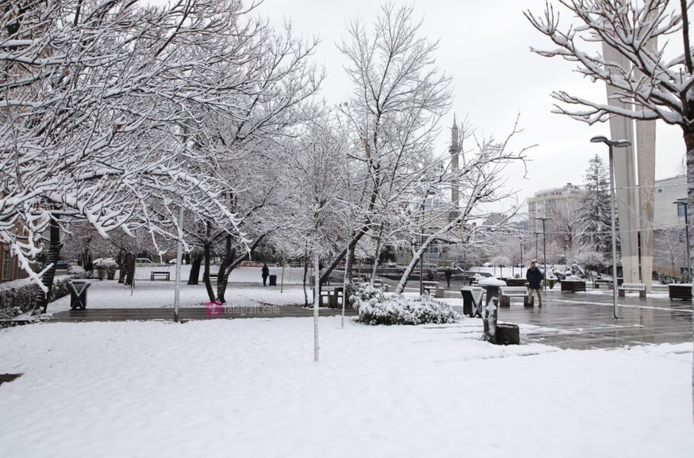 Sheshi Adem Jashari Foto Ridvan Slivova