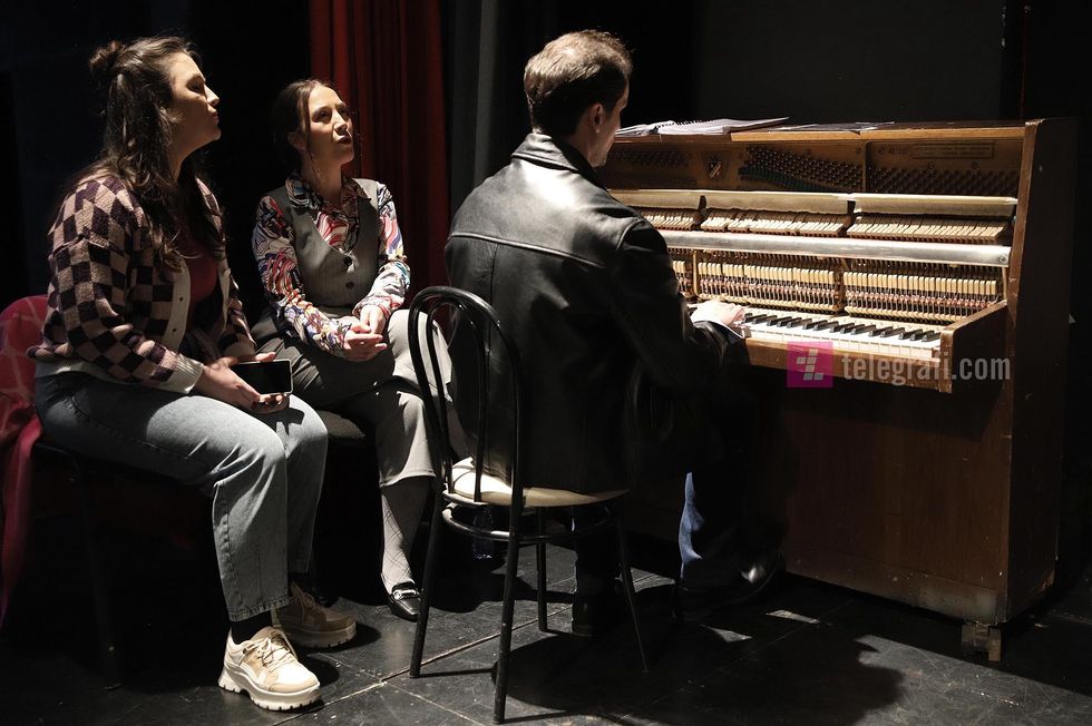 Shfaqja Dhoma e Dites foto Ridvan Slivova 19