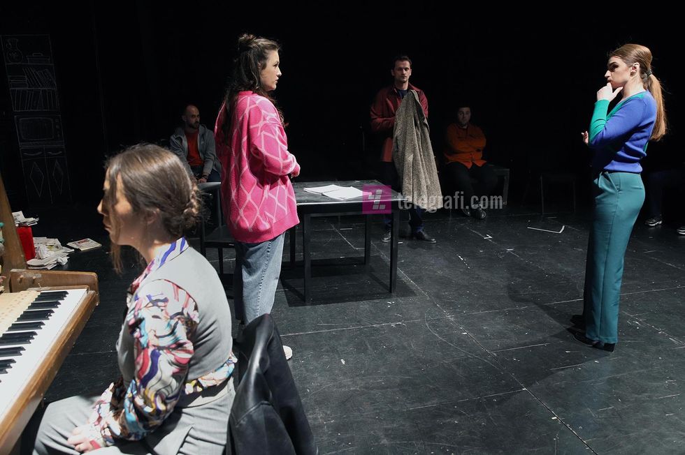 Shfaqja Dhoma e Dites foto Ridvan Slivova 36