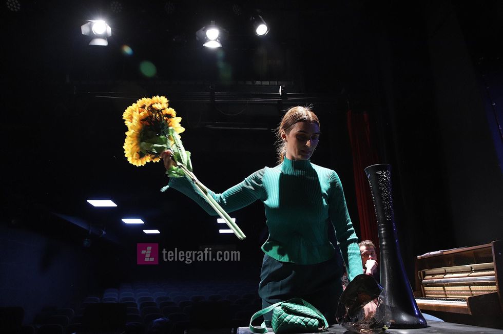 Shfaqja Dhoma e Dites foto Ridvan Slivova 50