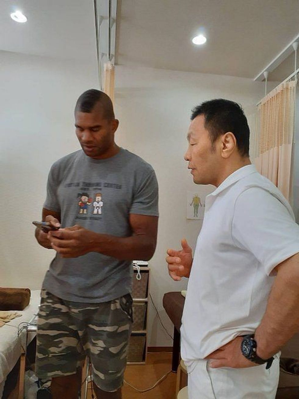 Shikoni imazhin në Twitter