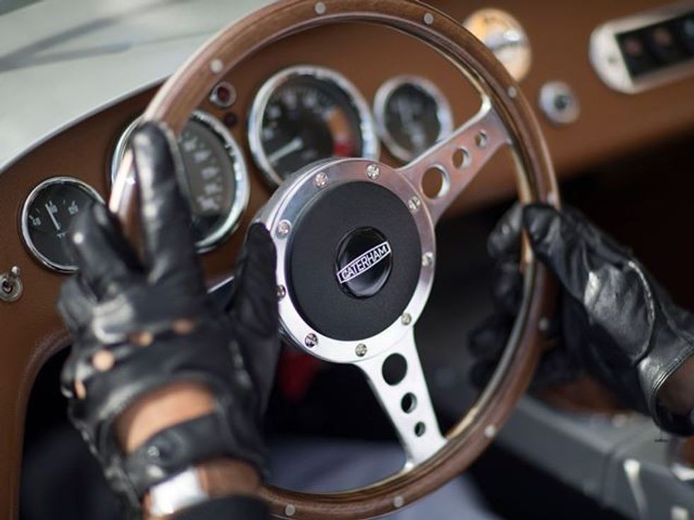 Shitet brenda shtatë orëve edicioni i limituar prej 60 makinave klasike foto 4