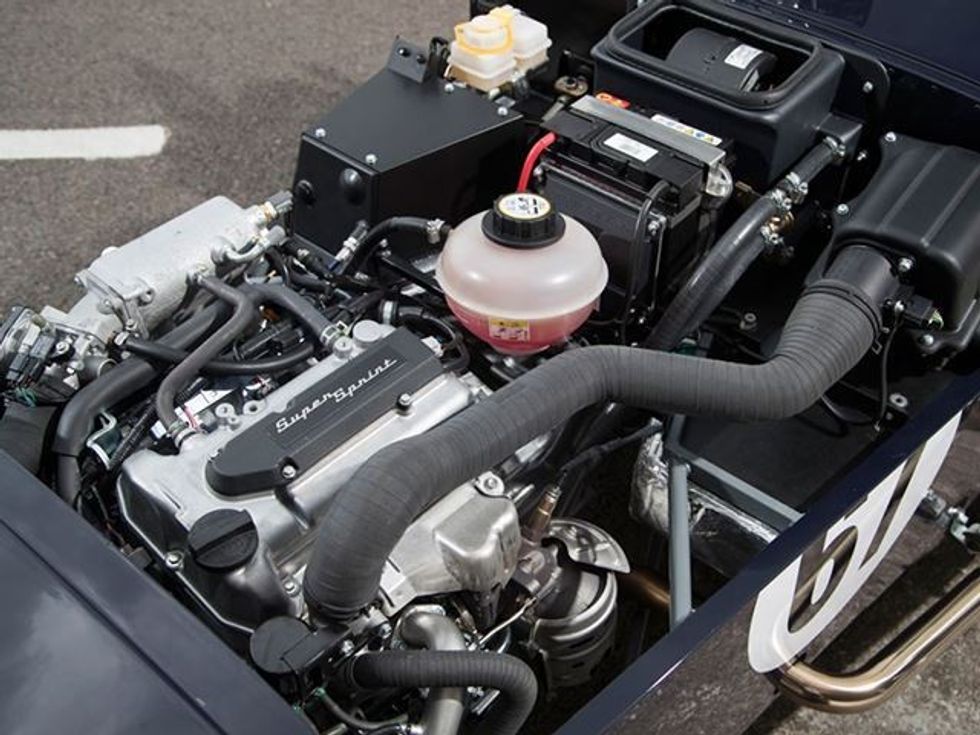 Shitet brenda shtatë orëve edicioni i limituar prej 60 makinave klasike foto 5