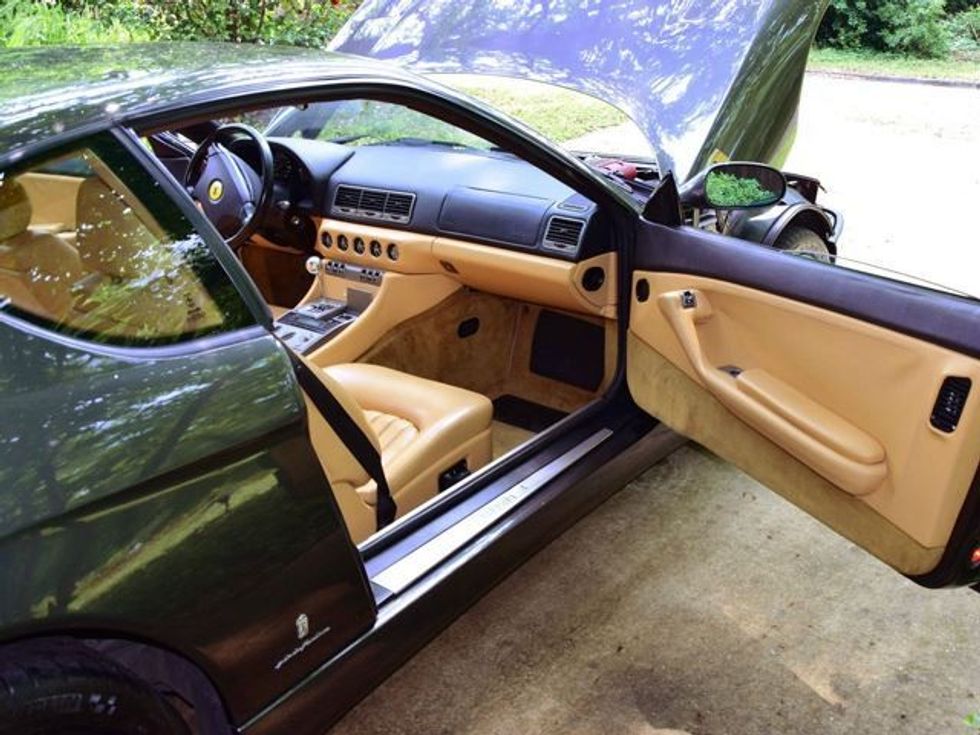 Shitet Ferrari i vjetër për çmimin më të lirë ndonjëherë foto 5