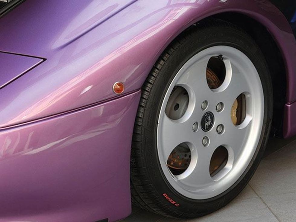 Shitet Lamborghini Diablo SE30 i pari qe ka dale nga prodhimi foto 7