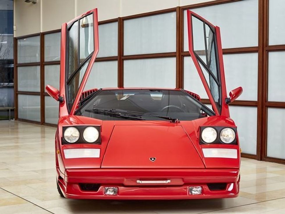 shitet-lamborghini-i-prodhuar-para-25-vitesh-me-shume-pak-kilometra-te-kaluara-foto-10