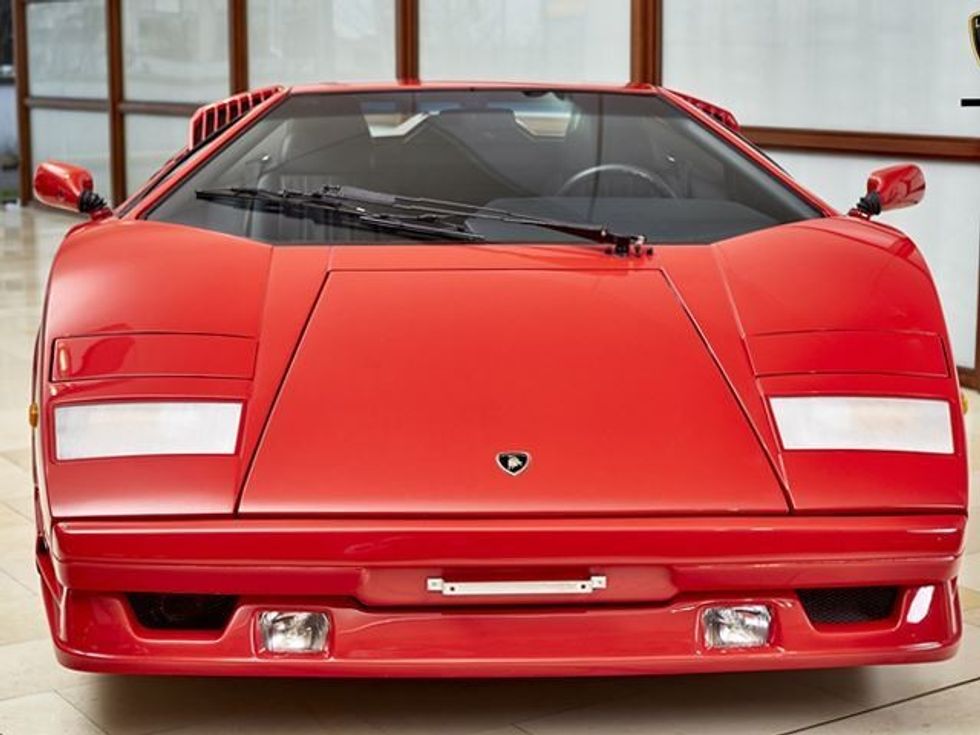 shitet-lamborghini-i-prodhuar-para-25-vitesh-me-shume-pak-kilometra-te-kaluara-foto-7