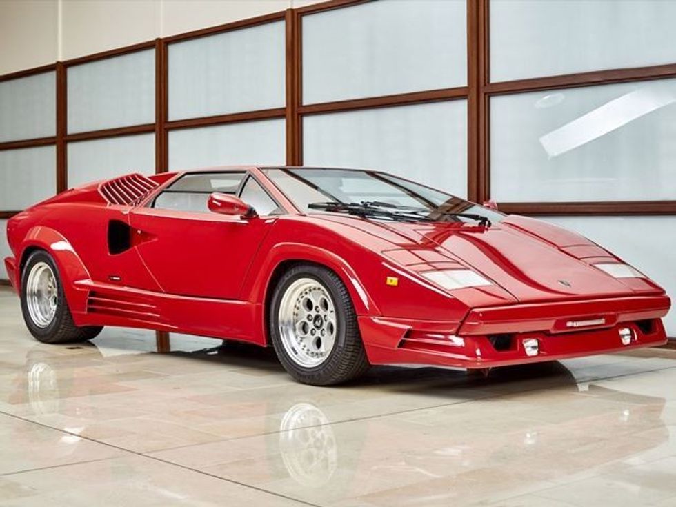 shitet-lamborghini-i-prodhuar-para-25-vitesh-me-shume-pak-kilometra-te-kaluara-foto-9