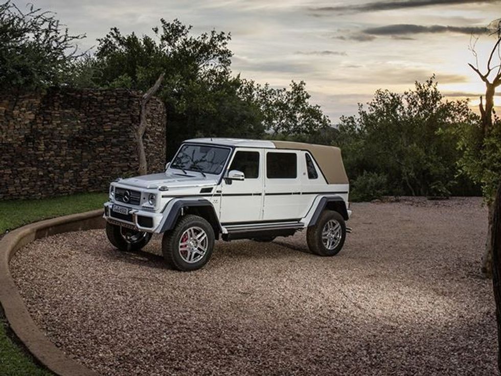 Shitet për bamirësi Mercedes Maybah 650S i fundit qe ka dale nga prodhimi foto 3