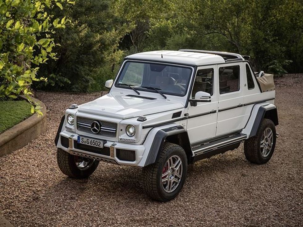 Shitet për bamirësi Mercedes Maybah 650S i fundit qe ka dale nga prodhimi foto 4