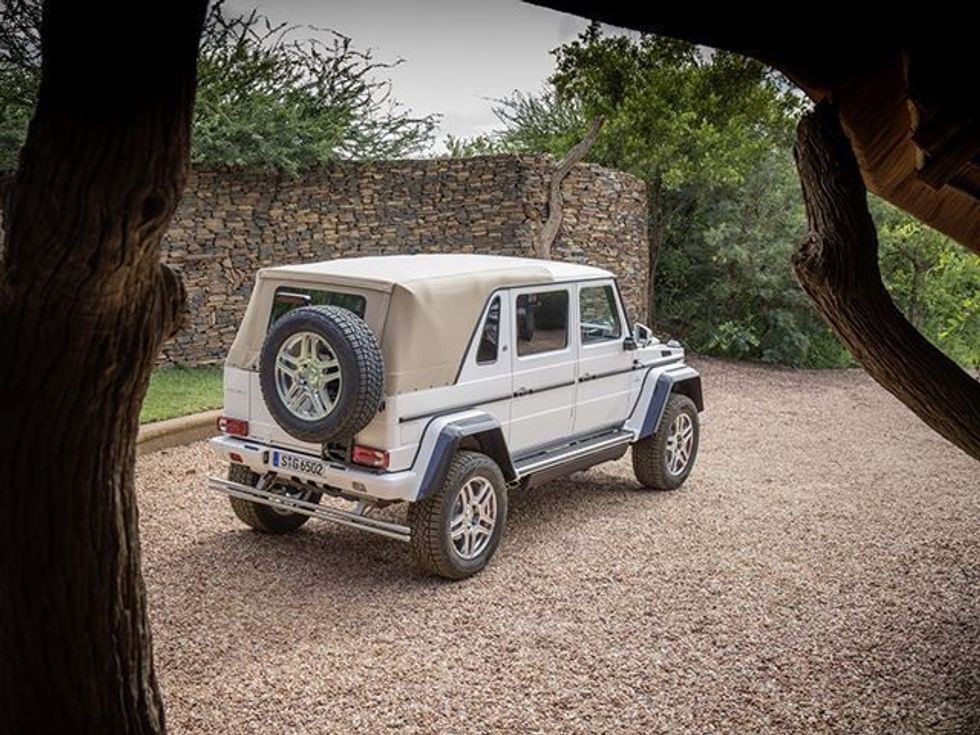 Shitet për bamirësi Mercedes Maybah 650S i fundit qe ka dale nga prodhimi foto 8