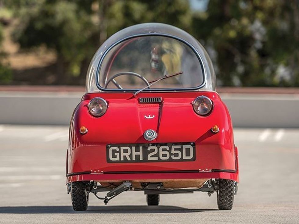 Shitet për çmim marramendës vetura per vetem nje person foto 5