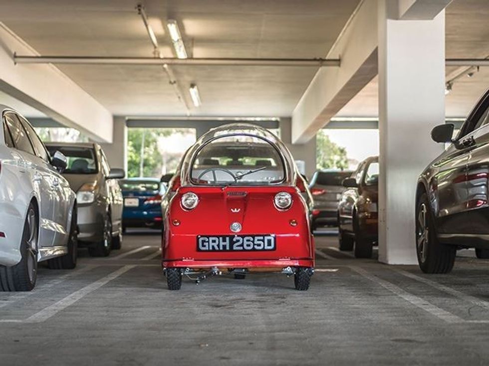 Shitet për çmim marramendës vetura per vetem nje person foto 6