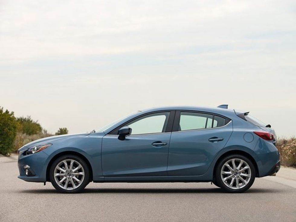 Shkaku frenave Mazda kerkon kthimin prapa te 280 mije veturave foto 4