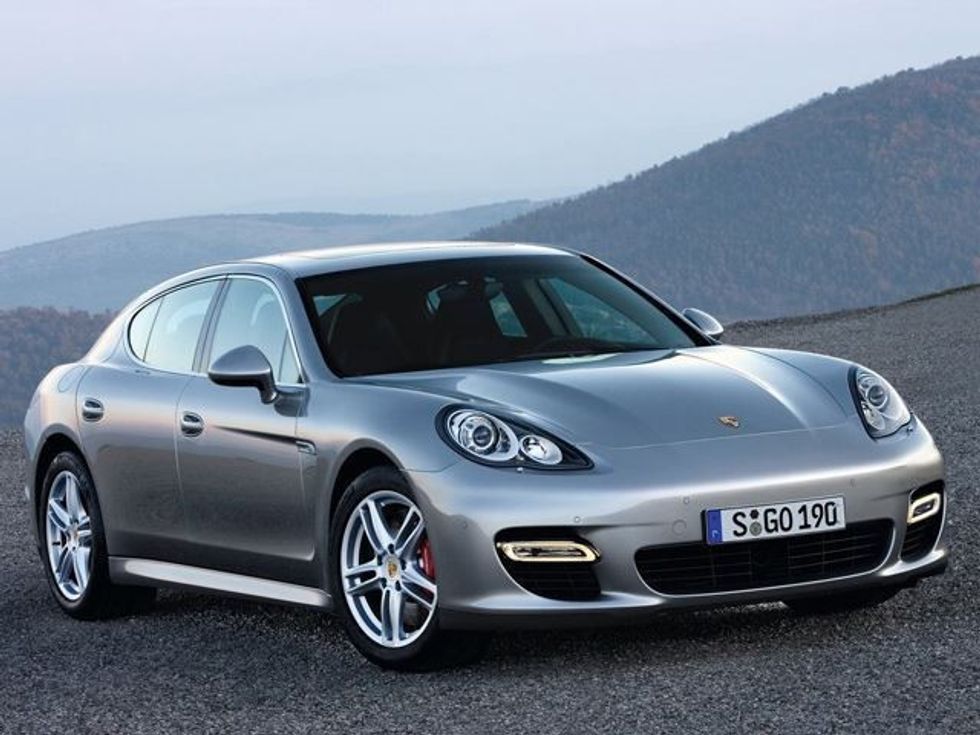 Shkaku i problemeve me motorin Porsche kthen prapa modelet Panamera dhe Cayenne foto 3