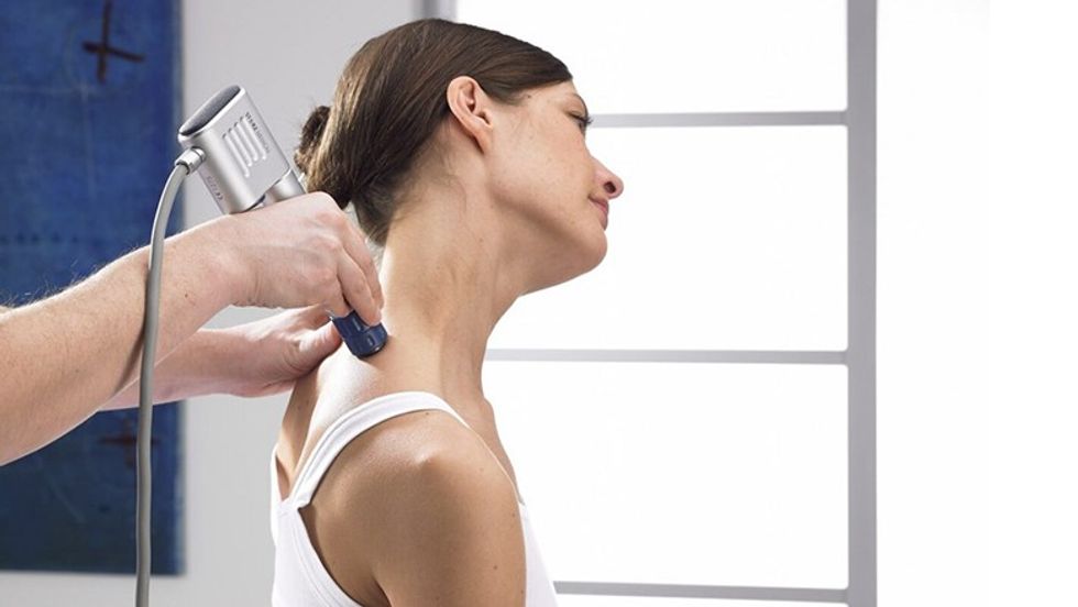 shockwave neck radial 1