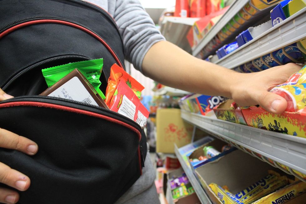 shoplifting holidays